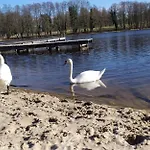 Szary Nad Jeziorem Sea & Prázdninový dům