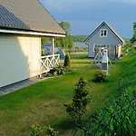 Szary Nad Jeziorem Sea & Prázdninový dům