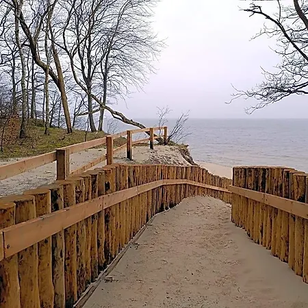 Szary Nad Jeziorem Sea & *